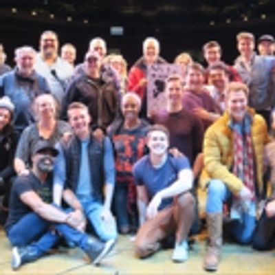 Photo Flash: They Did Something Incredible! THE BOOK OF MORMON Tour Celebrates 5,000,000 Patrons