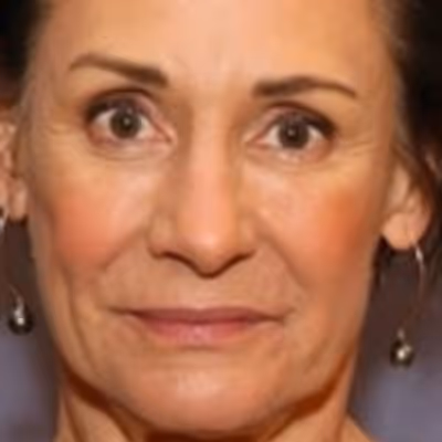 Breaking: HILLARY AND CLINTON To Play Broadway's Golden Theatre; KING LEAR Will Now Reign At The Cort