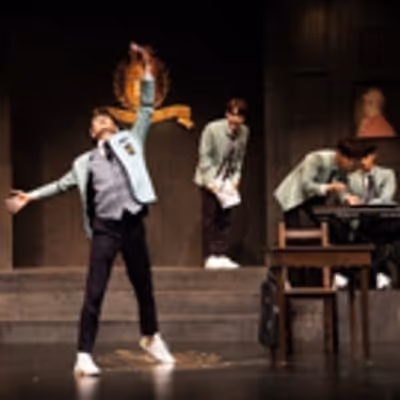 BWW Review: A Shout-Out to Those Who Dream, B CLASS