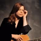 Folk Singer-Songwriter Carrie Newcomer Coming to Pepperdine's Smothers Theatre