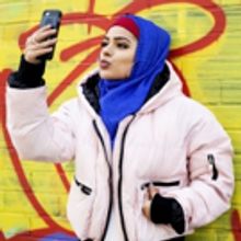 DOES MY BOMB LOOK BIG IN THIS? Comes to London