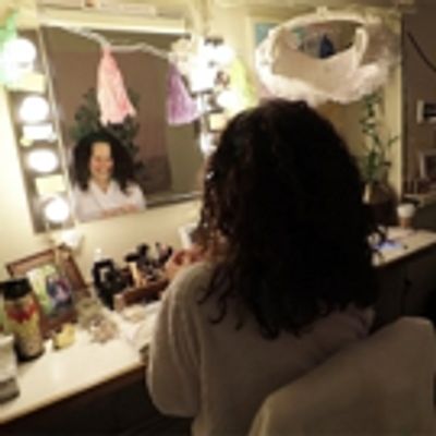 VIDEO: Follow Along During HAMILTON's Pre-Show Prep