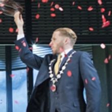 Photo Flash: Royal Shakespeare Company's Production of 
CORIOLANUS Comes to River St