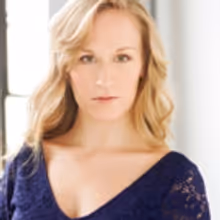 Not a Bad Idea! Stephanie Torns to Play Jenna in WAITRESS Through Jan 6
