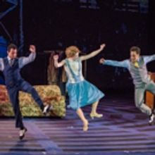 BWW Review: SINGIN' IN THE RAIN is a Splashy Summer Hit
