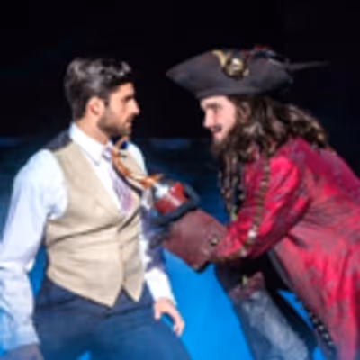 BWW Review: Fly High With Imagination in FINDING NEVERLAND at BJCC Concert Hall