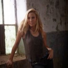 Multi-Grammy Award-Winning Artist Sheryl Crow On Public Television's FRONT AND CENTER Series Beginning Today