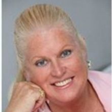 Queen Of Clean Kim Woodburn To Star In SNOW WHITE At Liverpool Epstein Theatre