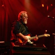 Hit Singer-Songwriter Max T. Barnes Announces International STEAMBOAT TOUR