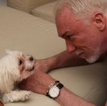 Tails of Broadway: Tony Nominee Patrick Page Poses with Georgie!