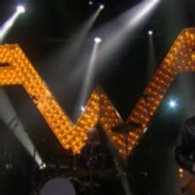 VIDEO: Weezer Performs 'Mexican Fender'