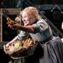 Photo Flash: First Look at Mercury Theatre Colchester's MOLL FLANDERS