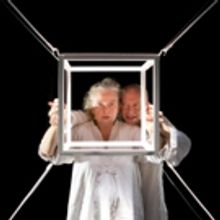 BWW Review: I IS A STRANGE LOOP, Barbican Pit