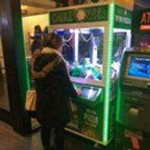 Photo Coverage: CAULIPOWER Claw Machine at Turnstyle Underground Market
