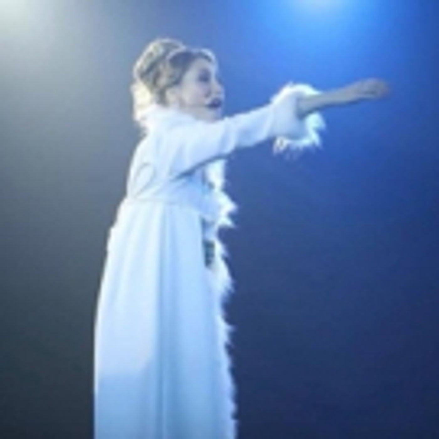 Brief 8/28: MEAN GIRLS Celebrates Vinyl With Signing, and More!  Image