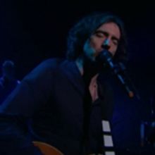 VIDEO: Snow Patrol Performs 'Don't Give In' on THE LATE LATE SHOW