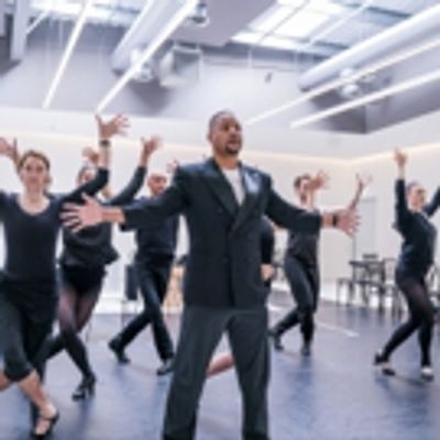 Photo Flash: In Rehearsal with Cuba Gooding, Jr., Ruthie Henshall, and the Cast of CHICAGO