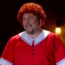 VIDEO: Watch Jason Alexander Play Annie on YOUNG SHELDON