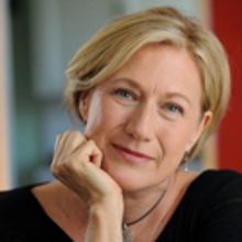 Jayne Atkinson Stars in Holland Taylor's ANN at Dorset Theatre Festival
