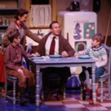 BWW Review: A CHRISTMAS STORY Relishes and Reveres Holidays of Old