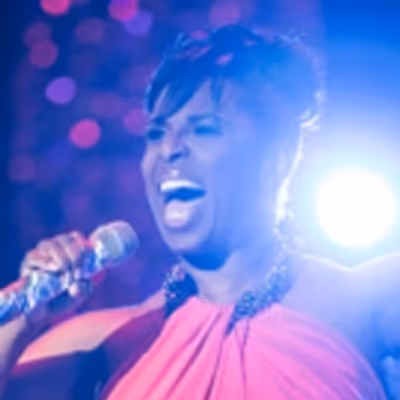 BWW Interview: Yolanda Rabun Opens Up About Upcoming Theatre Raleigh Christmas Concert, Paying Tribute to Nina Simone, and Living Life on Purpose