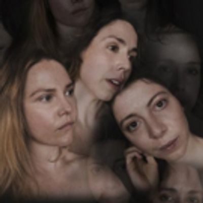 BWW REVIEW: Andrew Upton's Contemporary Adaptation of Chekhov's THREE SISTERS Is Presented With Economy As It Seeks To Find A Modern Relatability