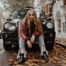 Singer-Songwriter Marta Tapped To Curate Music For London Fashion Week Show