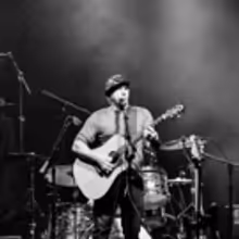 Mark Newman To Open For British Blues Rock Great Robin Trower at The Paramount 3/25