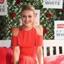 Colgate Teams with Country Music Star Kelsea Ballerini to Celebrate CMA AWARDS