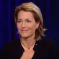 VIDEO: Gillian Anderson Talks ALL ABOUT EVE on CNN's Amanpour Video