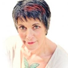 Rebecca Singer Performs NATURAL/NOT NATURAL At Bridge Street Theatre April 14 & 15