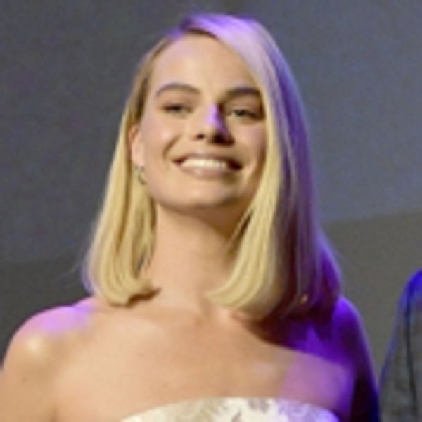 Photo Flash: I, TONYA Stars Margot Robbie and Allison Janney Receive Outstanding Perf Photo