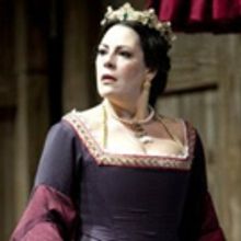 Sondra Radvanovsky Reigns in ANNA BOLENA at the COC