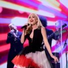 VIDEO: Gwen Stefani Performs 'Under the Christmas Lights' on TONIGHT SHOW