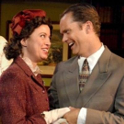 Review: U.S. Premiere of Norm Foster's SCREWBALL COMEDY Generates Laughs at Theatre 40