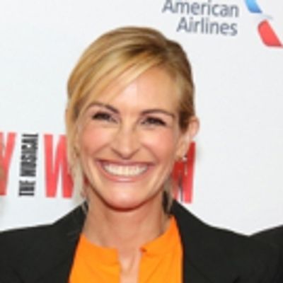 FREEZE FRAME: Julia Roberts Returns to Rodeo Drive at PRETTY WOMAN on Broadway!