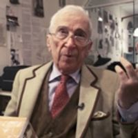 VIDEO: Netflix Shares First Look at Original Documentary VOYEUR Video