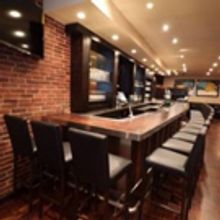 Popular Theatre District Restaurant Mont Blanc 52 Offers Open House