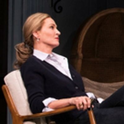 Photo Flash: Sneak Peek - Uma Thurman Makes Her Broadway Debut in THE PARISIAN WOMAN