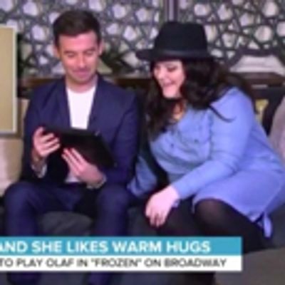 VIDEO: FROZEN's First Female Olaf, Ryann Redmond, Gets a Surprise from Josh Gad