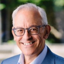 Kazaras Brings Britten's Ghostly Battle to Seattle Stage