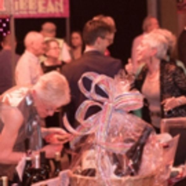 TheatreWorks Goes Kryptonic With ONE SUPER PARTY, 5/5 Photo