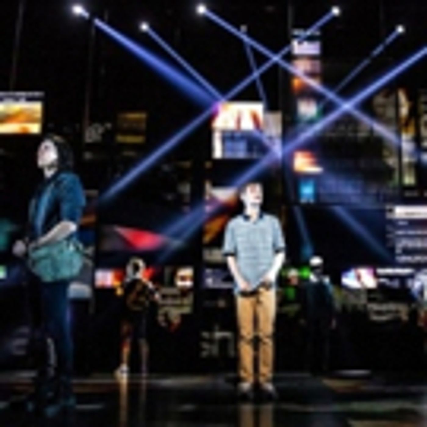 Wake Up With BWW 10/9: TORCH SONG Begins Previews, and More!  Image