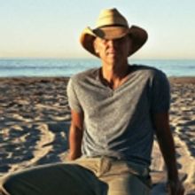 Kenny Chesney Announces 17th Studio Album SONGS FOR SAINTS