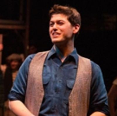 NEWSIES at Toby's Dinner Theatre in Columbia - Start Spreading the News_NEWSIES is a hit!!