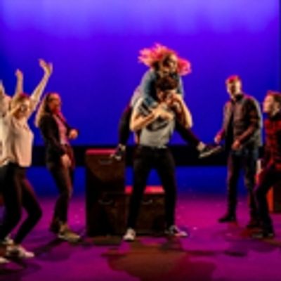 BWW Review: CONNECTIONS, National Theatre