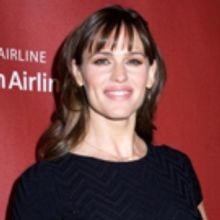 Netflix Renews Jennifer Garner-Led LLAMA LLAMA For Second Season