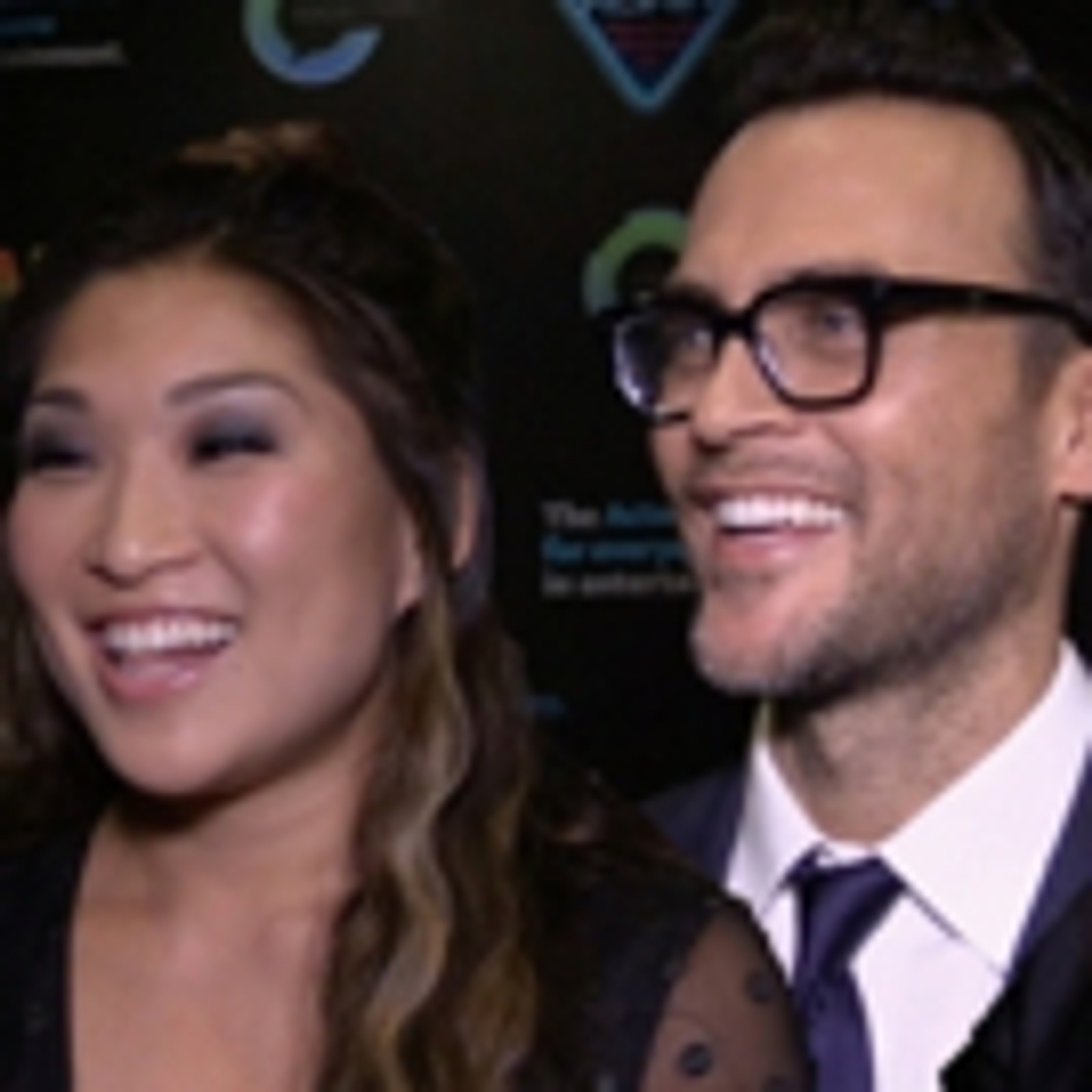 TV: HELLO AGAIN Stars of Old and New Unite on the NYC Premiere Red Carpet!