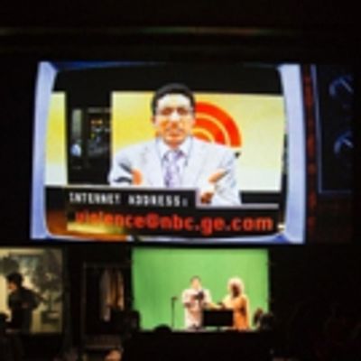 BWW Review: Manual Cinema's THE END OF TV: Silhouettes on the Shade
