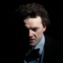 Iconic Poet Dylan Thomas is Portrayed on Stage at The Berry Theatre